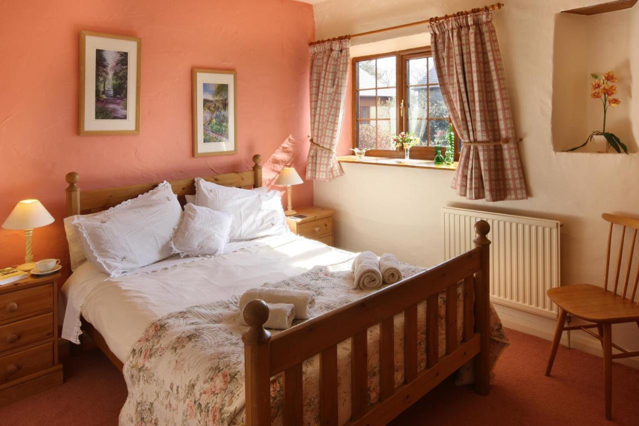 Croft Farm & Celtic Cottages Cardigan Luaran gambar